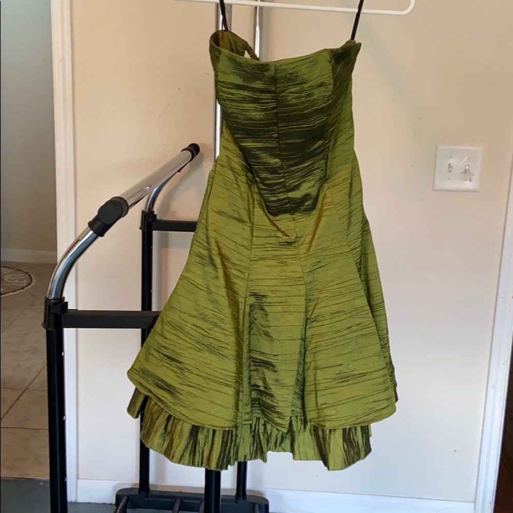 Cachè green dress; size 6